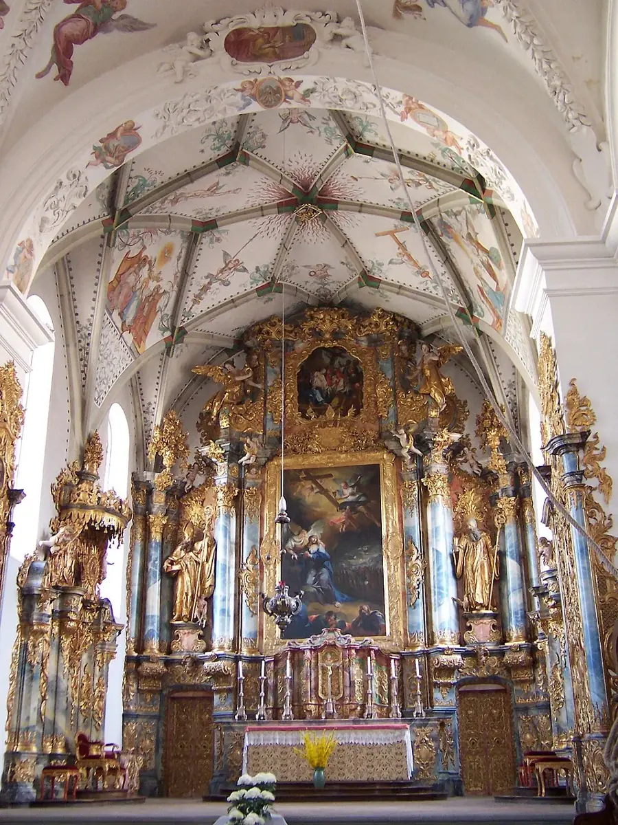 Chor und Hochaltar der Klosterkirche Muri
